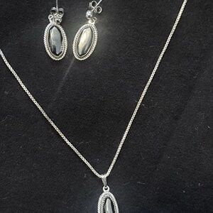 VTG 925 Sterling Silver Dangle Earrings &Necklace Set Black Stone Cabochon